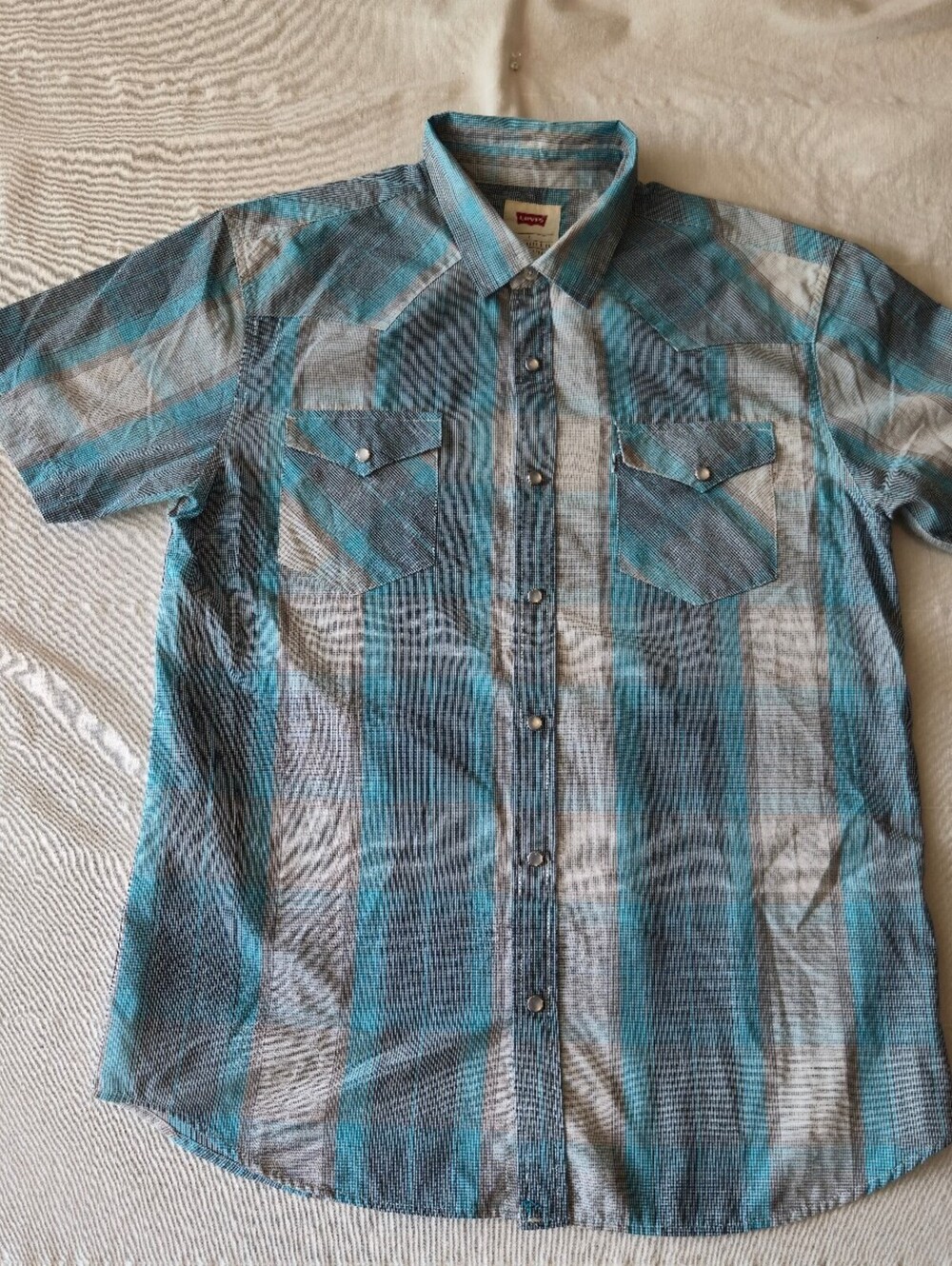Levi's Men's Large Blue and Gray Plaid Short Sleeve Shirt